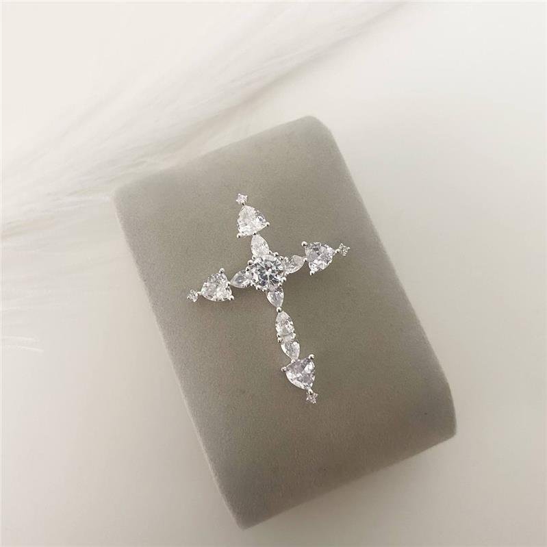 PINGENTE PRATA 925 CRUCIFIXO CRAVEJADO ZIRCONIAS