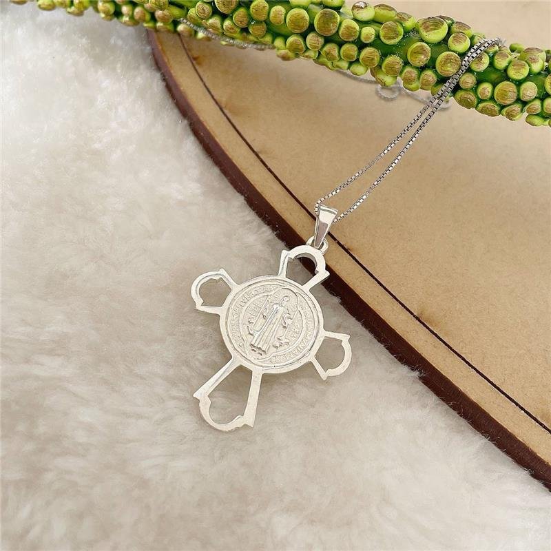 PINGENTE PRATA 925 CRUZ MEDALHA SÃO BENTO VAZADA