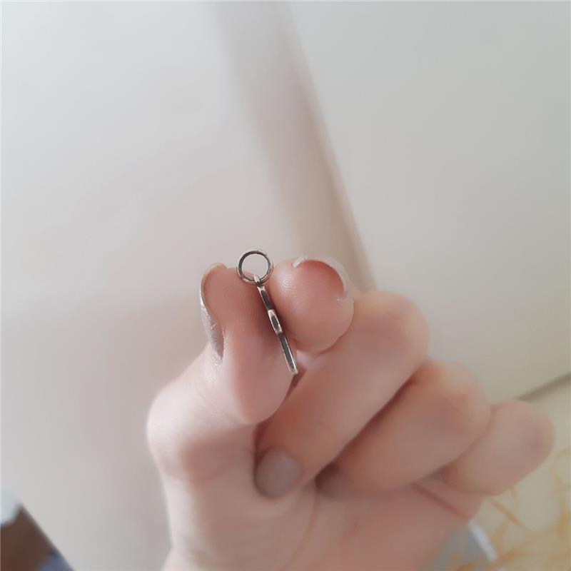 PINGENTE PRATA 925 CRUZ PEQUENA VAZADA COM PEDRA