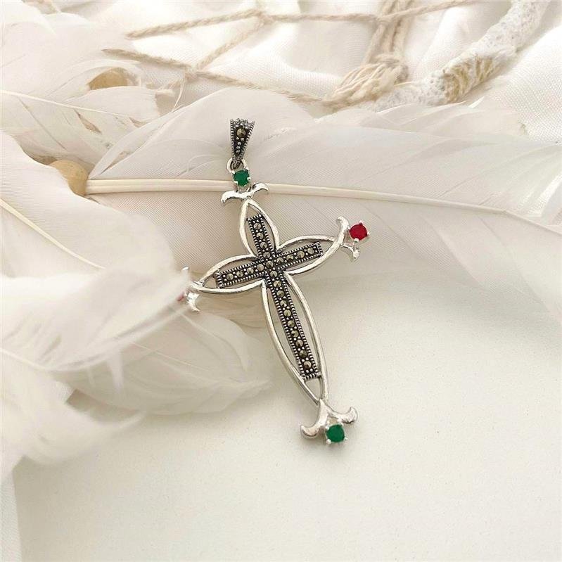 PINGENTE PRATA 925 CRUZ TRABALHADA COM PEDRAS