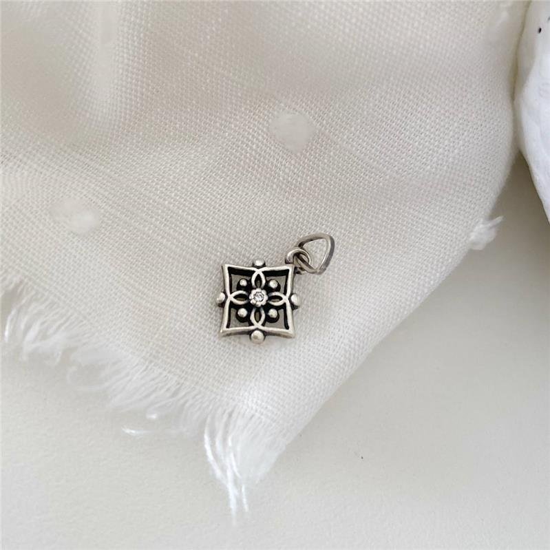 PINGENTE PRATA 925 LOSANGO FLOR