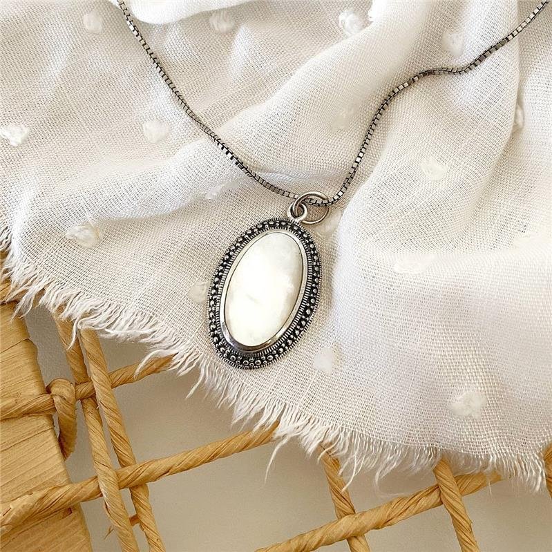 PINGENTE PRATA 925 OVAL COM PEDRA NATURAL