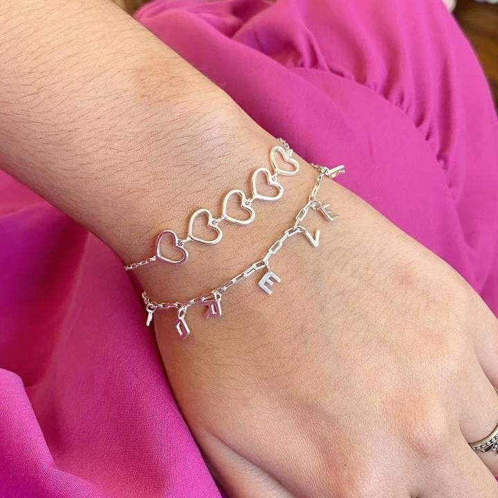 PULSEIRA PRATA 925 CINCO CORAÇÕES