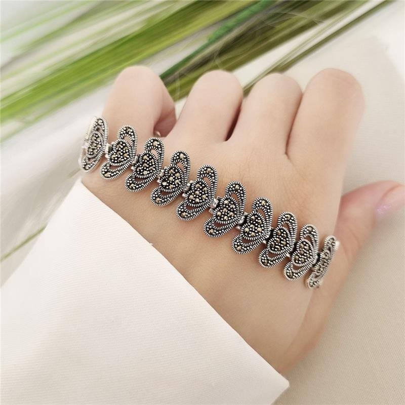 PULSEIRA PRATA 925 CORAÇÕES COM MACASSITAS