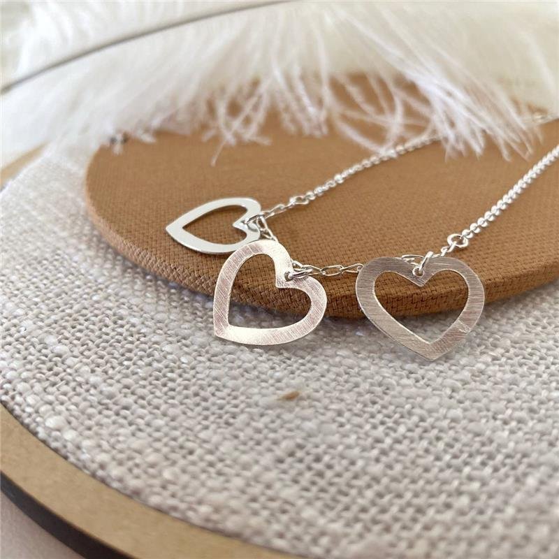 PULSEIRA PRATA 925 CORAÇÕES GRANDES VAZADOS