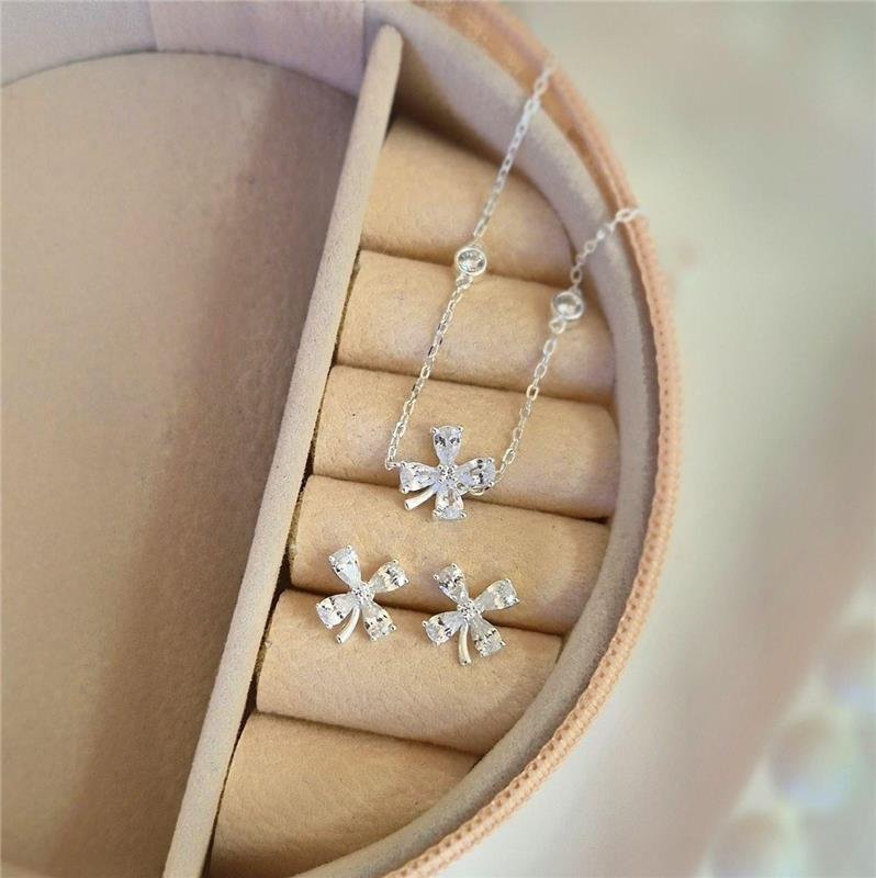 PULSEIRA PRATA 925 FLOR CRAVEJADA PONTO LUZ