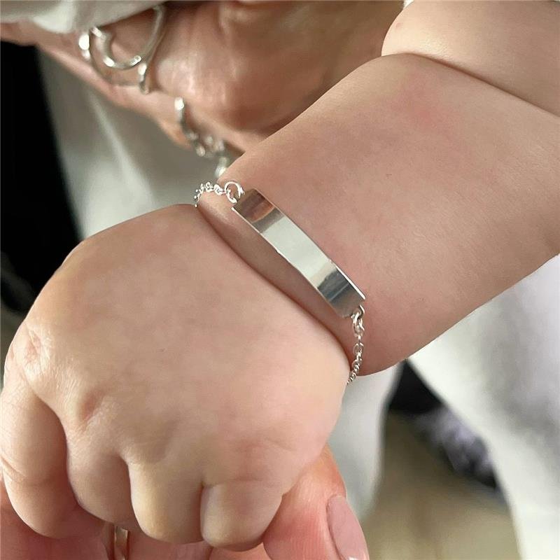 PULSEIRA PRATA 925 INFANTIL PLACA LISA PERSONALIZÁVEL
