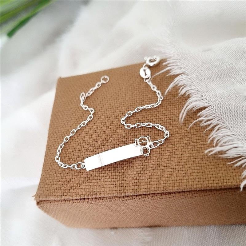 PULSEIRA PRATA 925 INFANTIL PLAQUINHA MENINA