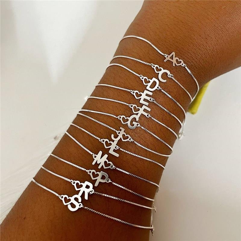PULSEIRA PRATA 925 LETRA E CORAÇÃO