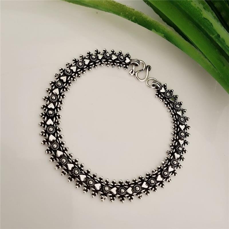 PULSEIRA PRATA 925 PEKUN CORAÇÕES LATERAL BOLINHAS