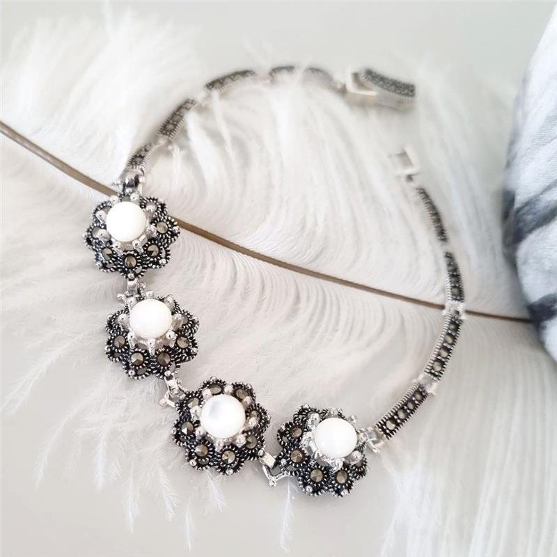 PULSEIRA PRATA 925 QUATRO FLORES MADRE PÉROLA