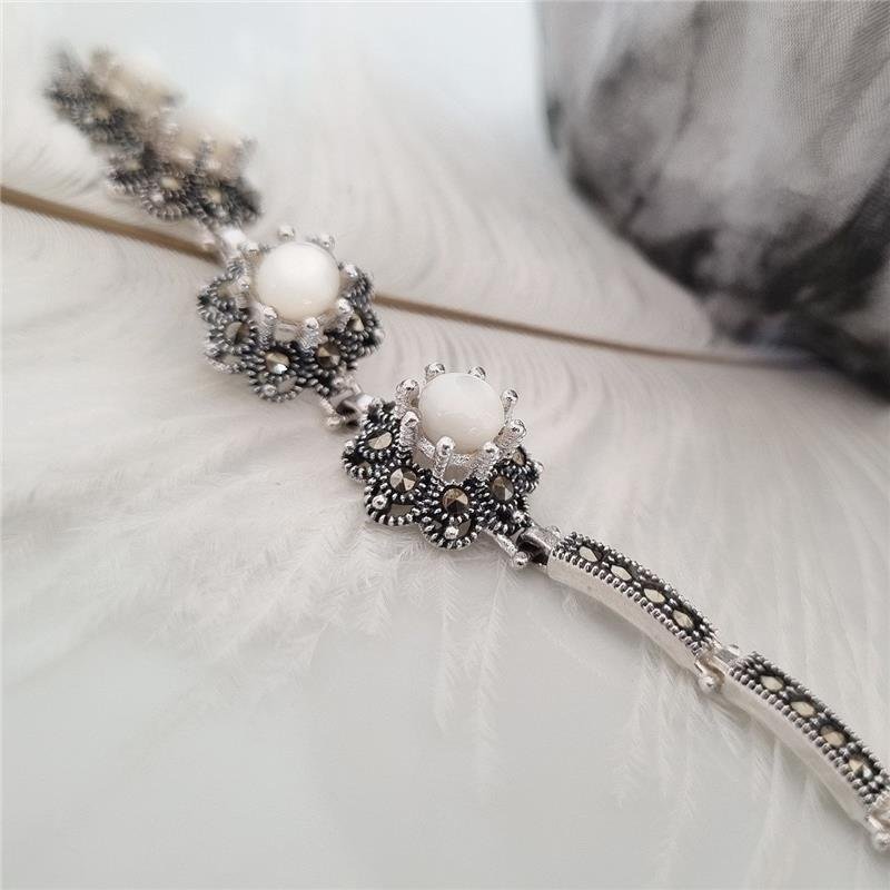 PULSEIRA PRATA 925 QUATRO FLORES MADRE PÉROLA