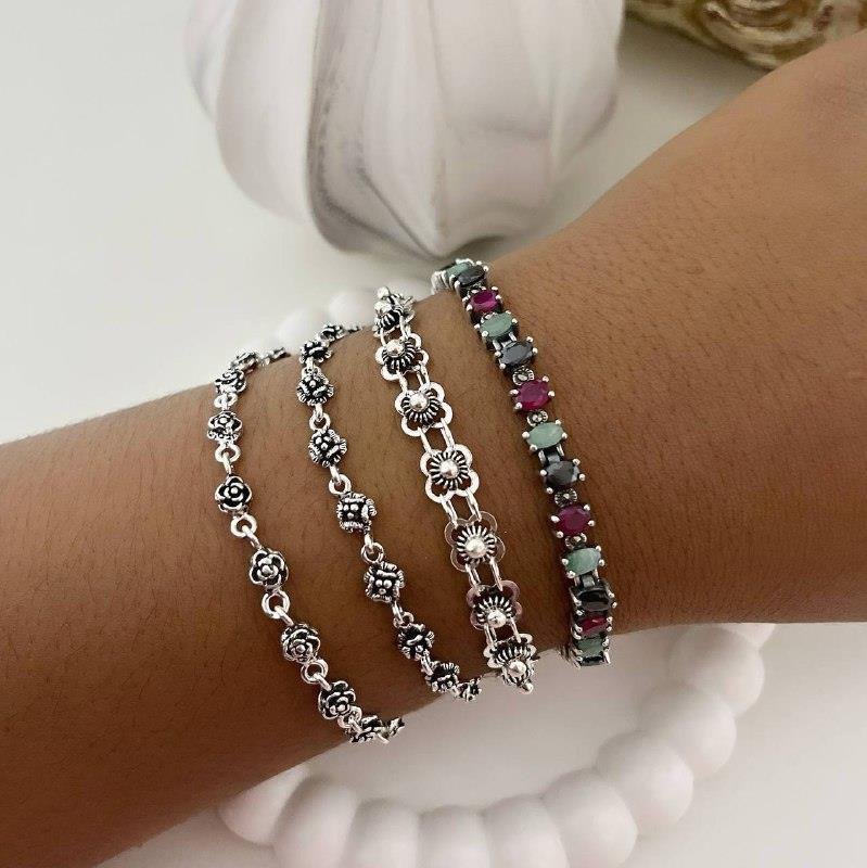 PULSEIRA PRATA BALI PEDRAS ESMERALDA RUBI SAFIRA COM MARCASSITAS